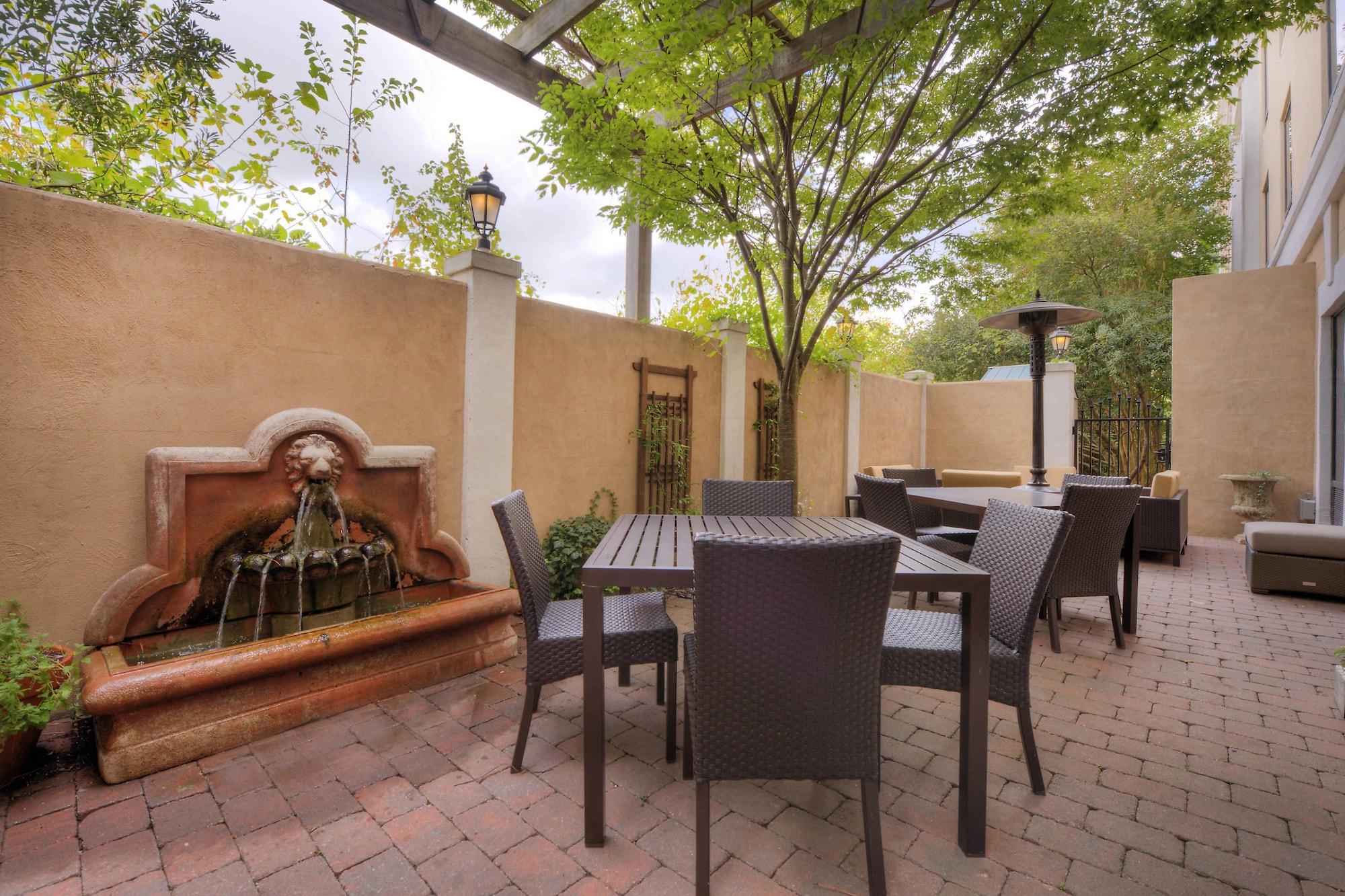 Courtyard Raleigh Crabtree Valley Exteriör bild